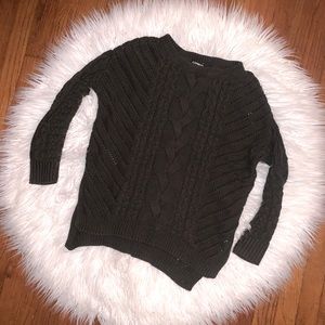 SALE🌟 3 for $12 sweater